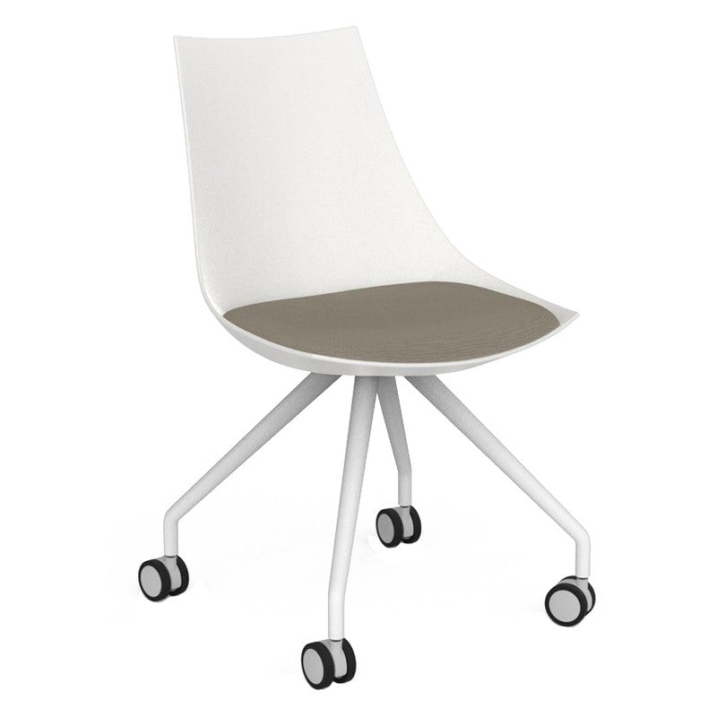 Luna Visitor Chair Castor Legs / Camel / White