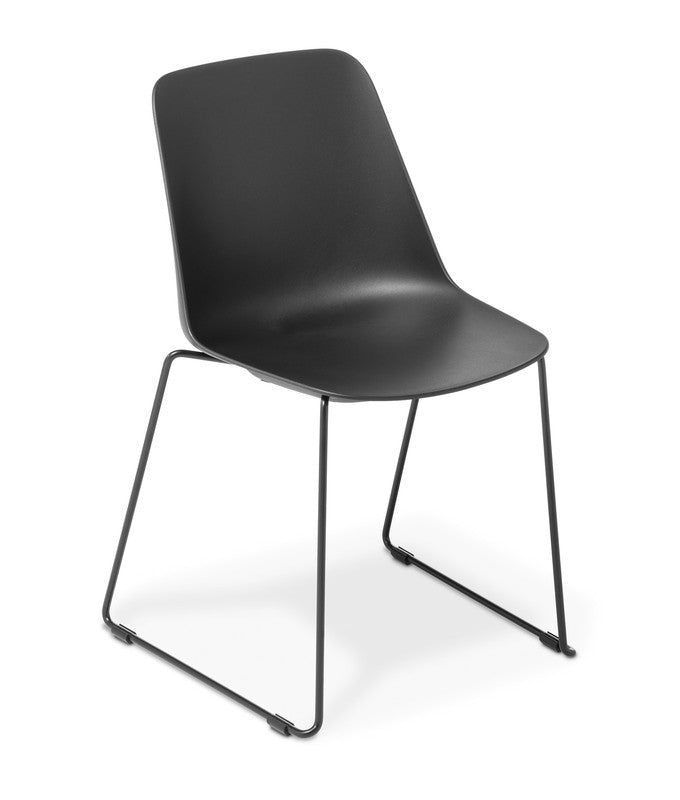 Max Meeting Chair Black / Black Sled
