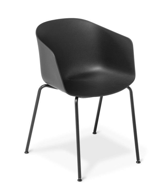 Max Tub Meeting Chair Black / Black 4-Legs